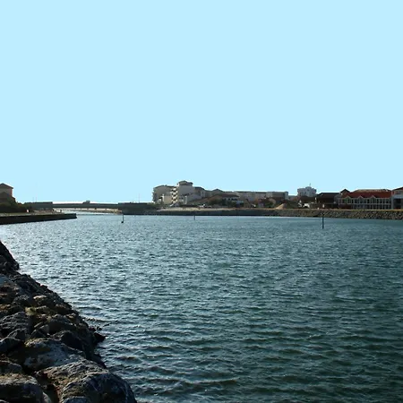 Single Fin & Hotell 2*