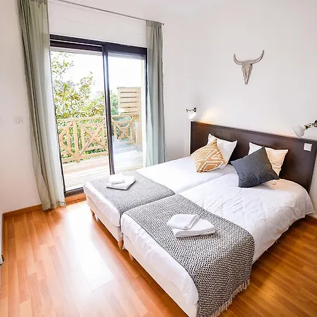 Hotel Single Fin & 2*