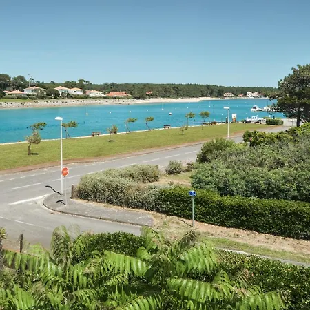Single Fin & Hotel Mimizan-Plage