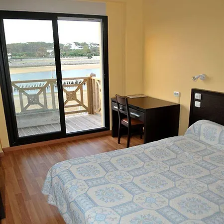 Single Fin & Hotel Mimizan-Plage