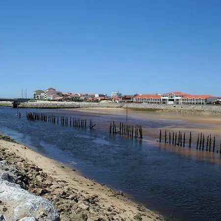 Single Fin & Otel Mimizan-Plage