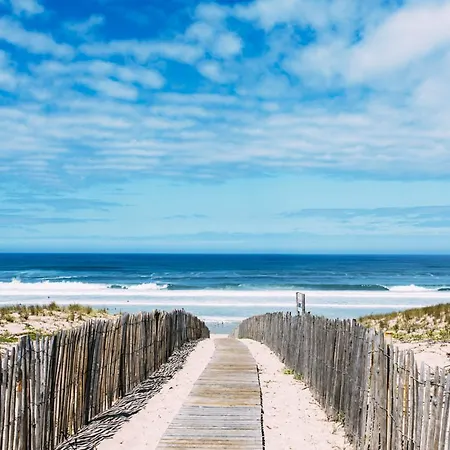 Single Fin & Otel Mimizan-Plage