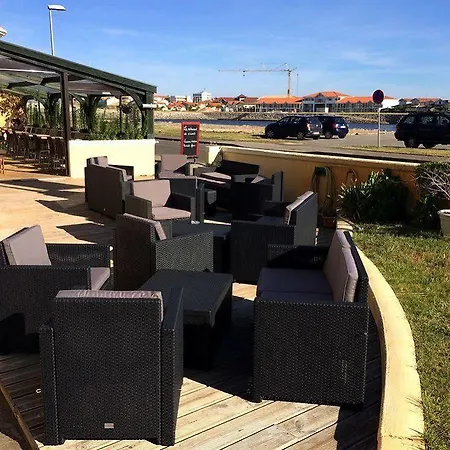 Otel Single Fin & 2*