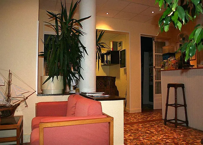 Single Fin & Hotel 2*