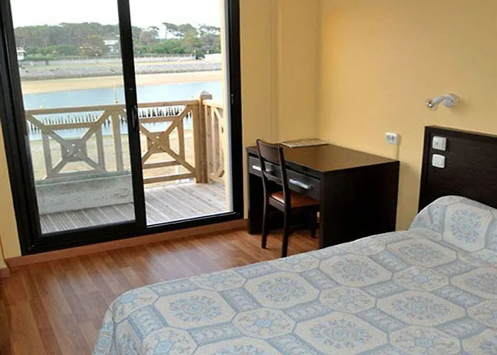 Single Fin & Hotel Mimizan-Plage