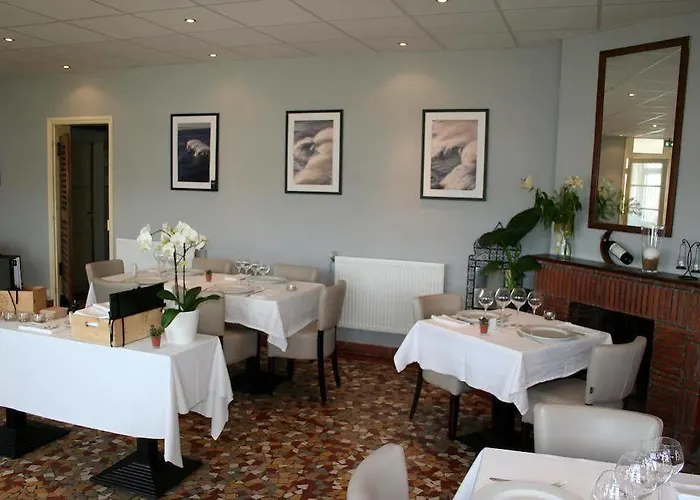 Single Fin & Hotel 2*