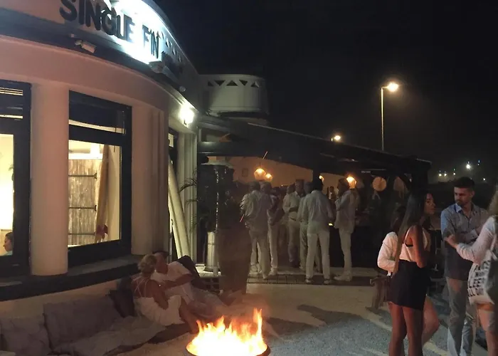 Single Fin & Hotel Mimizan-Plage